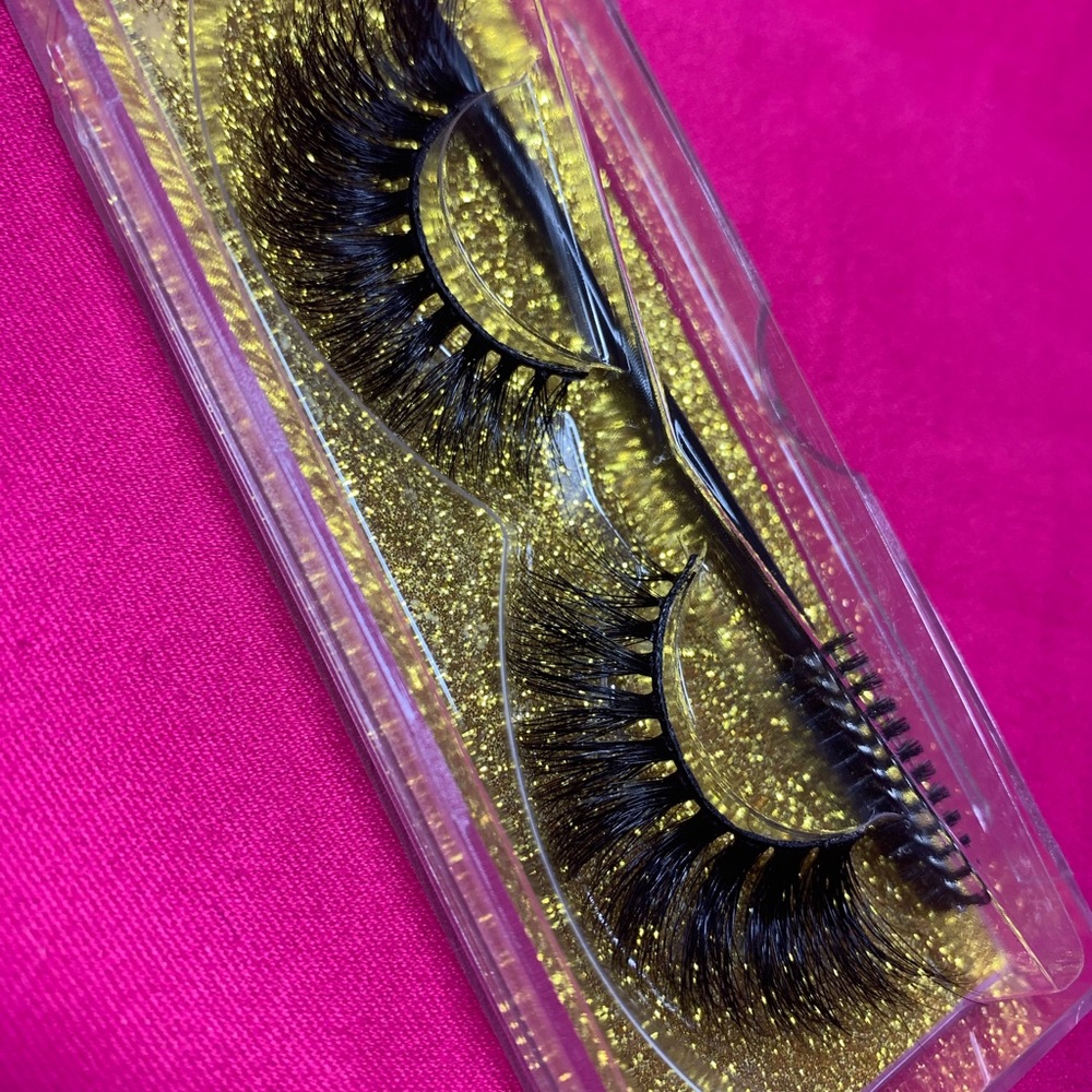 Barbie - Eyelash Minks
